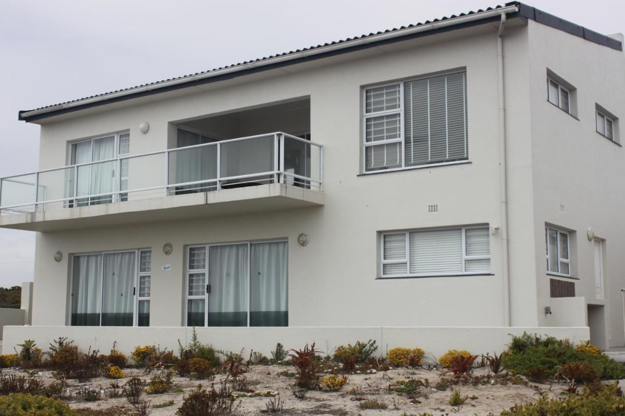 Seester Accommodation Lambert's Bay Room photo